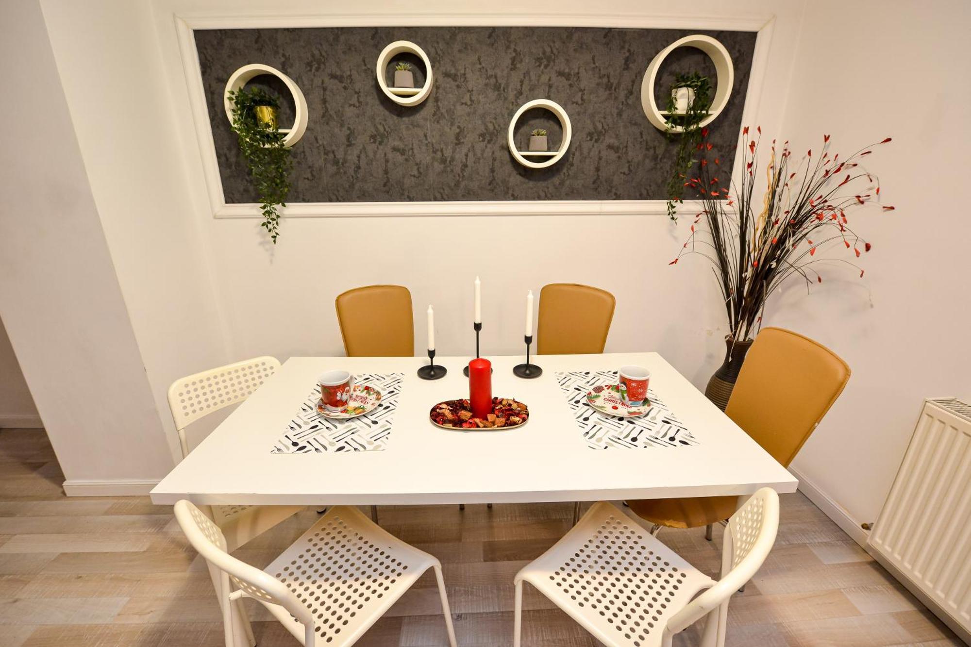 City Center Suite With Terrace Bucharest Exterior photo