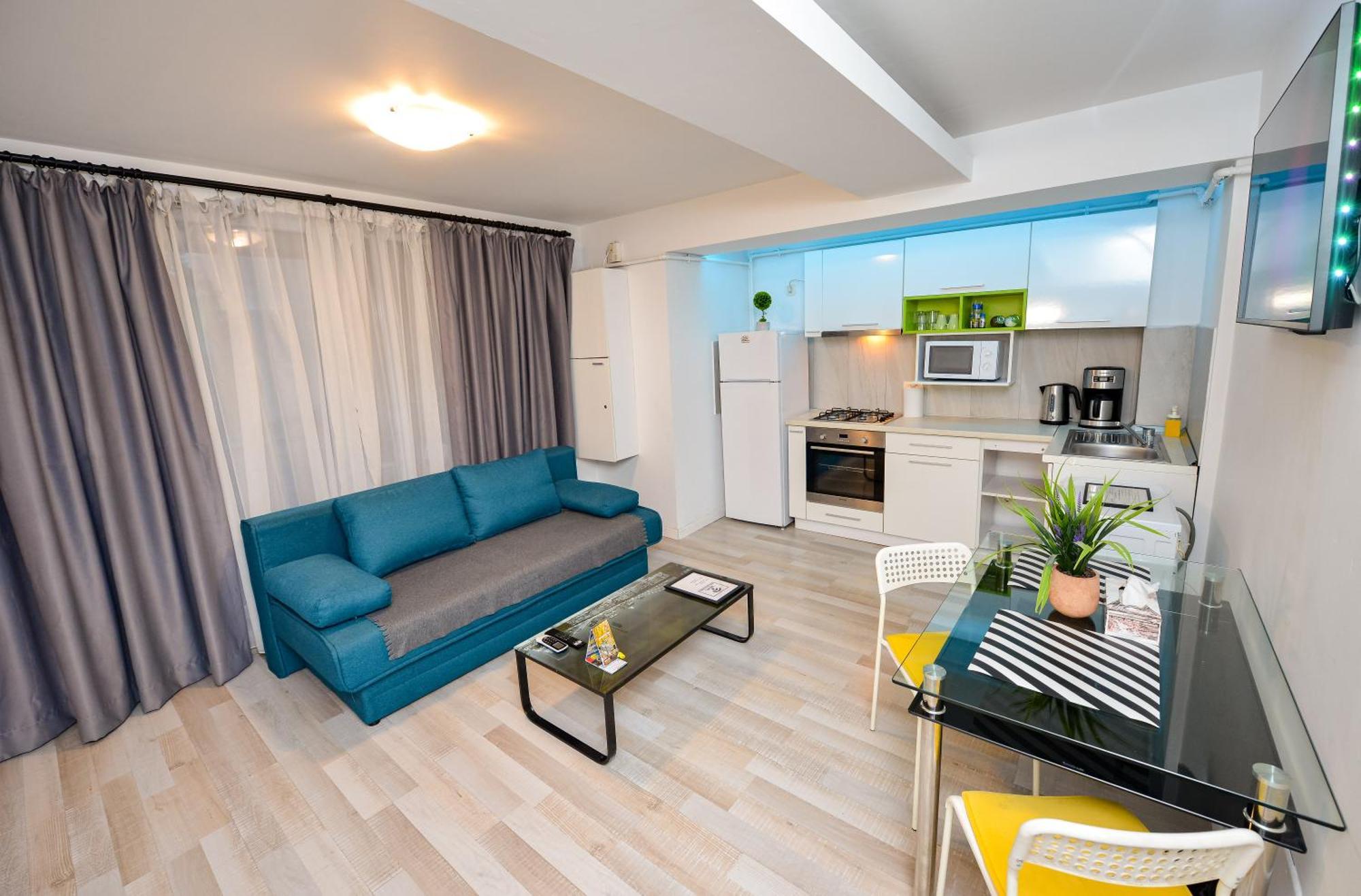 City Center Suite With Terrace Bucharest Exterior photo